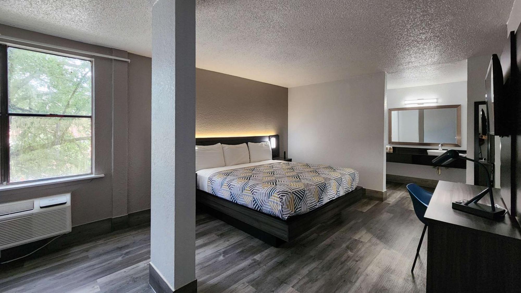 Motel 6 Houston, Tx - Medical Center - Nrg Stadium Eksteriør billede